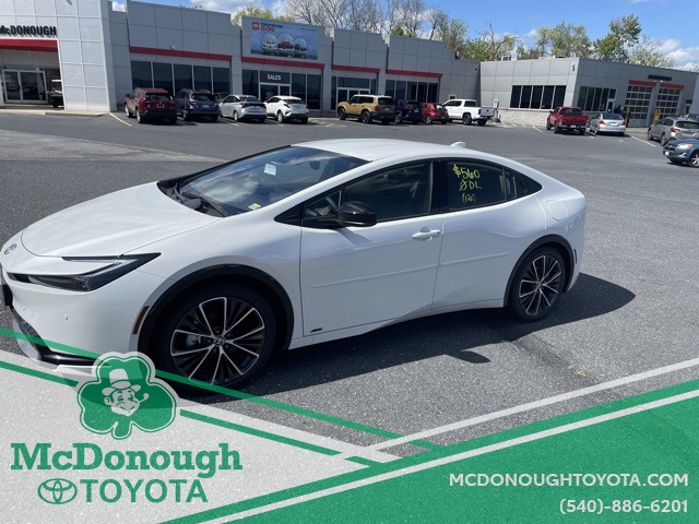 2024 Toyota Prius XLE