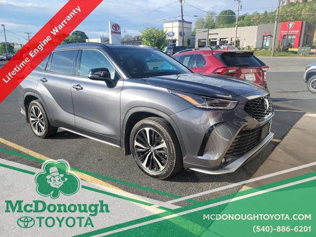 2022 Toyota Highlander XSE