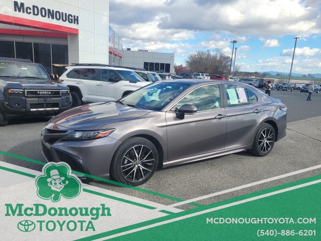 2024 Toyota Camry SE