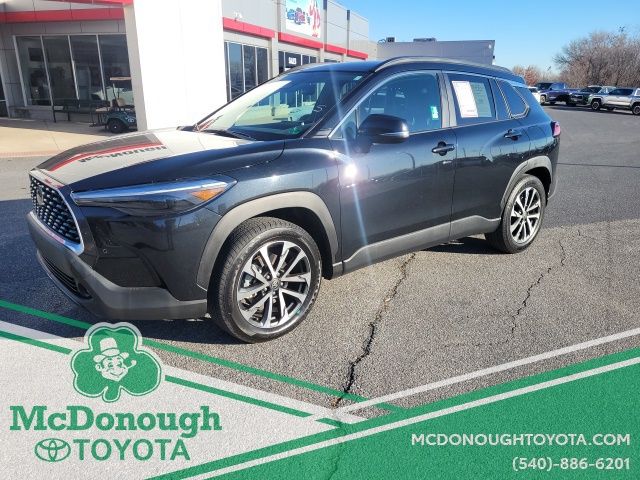 2024 Toyota Corolla Cross XLE