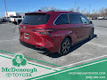 2025 Toyota Sienna Platinum