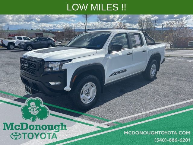 2024 Nissan Frontier SV
