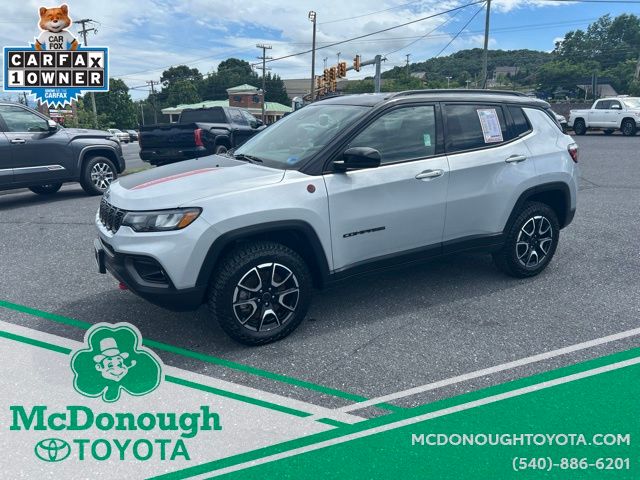 2025 Jeep Compass Trailhawk