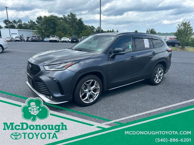 2022 Toyota Highlander XSE